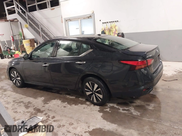 2020 Nissan Altima 2.5 SL with VIN 1N4BL4EV5LC136015, listed as a IAAI auction lot 41574543 with 109,681 mi miles. Bid and sale history available at carsss.com. Image 14.