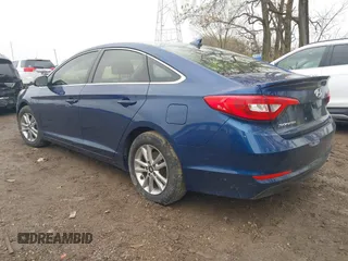 2017 Hyundai Sonata SE with VIN 5NPE24AF9HH551603, listed as a IAAI auction lot 40861742 with 122,356 mi miles. Bid and sale history available at carsss.com. Image 3.