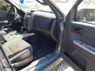 2010 Ford Escape XLT with VIN 1FMCU0DGXAKD37821, listed as a IAAI auction lot 42002767 with 169,557 mi miles. Bid and sale history available at carsss.com. Image 5.