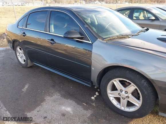 2015 Chevrolet Impala Limited LT with VIN 2G1WB5E31F1141637, listed as a IAAI auction lot 41454878 with NaN miles. Bid and sale history available at carsss.com. Image 18.