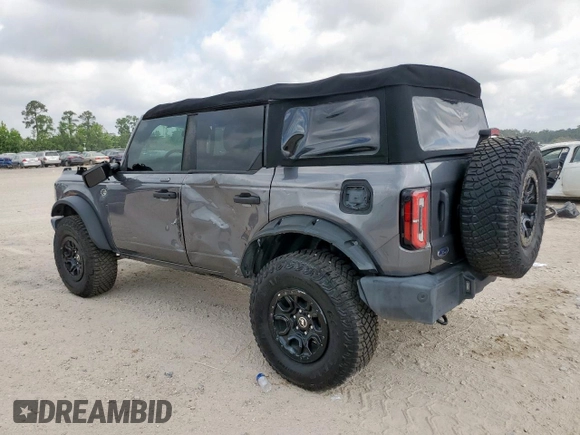 2022 Ford Bronco с VIN 1FMEE5DP9NLA72991, выставлен на аукционе Copart как лот 56551355 с пробегом 2 692 миль миль и Списание • Salvage title. История ставок и продаж доступна на DreamBid. Изображение 2.