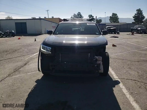 2021 Volkswagen Atlas Cross Sport 3.6L V6 SE w/Technology with VIN 1V2HE2CA3MC211085, listed as a Copart auction lot 56665444 with 45,554 mi miles and Salvage Title. Bid and sale history available at carsss.com. Image 12.