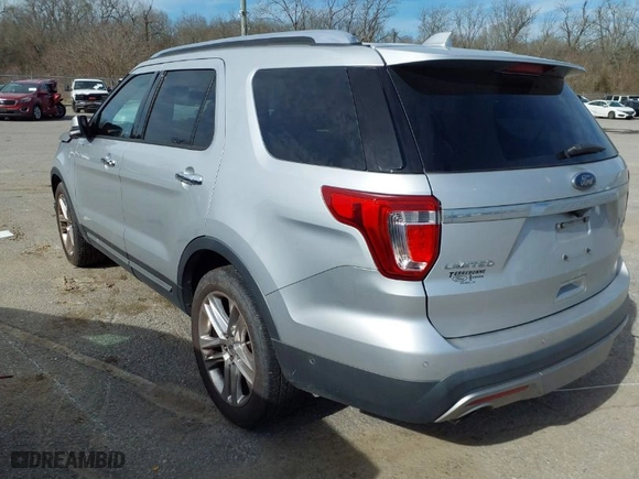 2016 Ford Explorer Limited with VIN 1FM5K7FH2GGD35697, listed as a IAAI auction lot 41626109 with 145,593 mi miles. Bid and sale history available at carsss.com. Image 3.