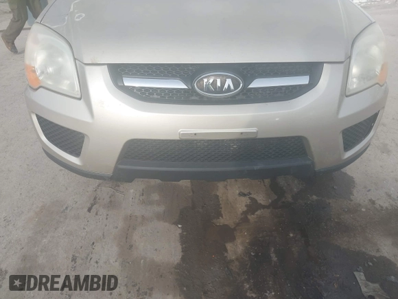 2009 Kia Sportage LX with VIN KNDJE723997561436, listed as a IAAI auction lot 41440459 with 183,476 mi miles. Bid and sale history available at carsss.com. Image 6.