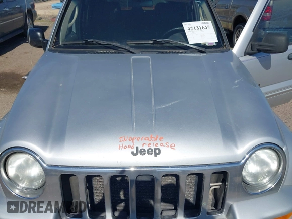 2002 Jeep Liberty Limited with VIN 1J4GL58K92W331131, listed as a IAAI auction lot 42131647 with Not provided miles and . Bid and sale history available at DreamBid. Image 10.