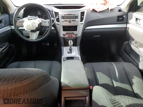 2010 Subaru Legacy Premium All-Weather Anniversary z VIN 4S3BMCG68A3238459, wystawiony jako Copart lot #56607225 z przebiegiem 208 172 mil mil oraz Szkoda całkowita • Salvage title. Historia ofert i sprzedaży dostępna na DreamBid. Obrazek 8.