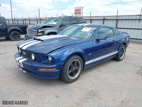 2006 Ford Mustang GT Deluxe with VIN 1ZVHT82H165212250, listed as a IAAI auction lot 42010061 with 160,765 mi miles. Bid and sale history available at carsss.com. Image 17.