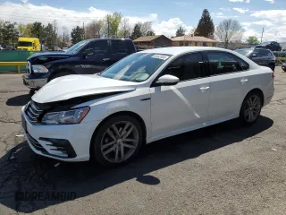 2018 Volkswagen Passat S z VIN 1VWAA7A38JC036700, wystawiony jako Copart lot #55442485 z przebiegiem 78 754 mil mil oraz Szkoda całkowita • Salvage title. Historia ofert i sprzedaży dostępna na DreamBid. Obrazek 1.