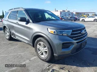2024 Ford Explorer XLT z VIN 1FMSK7DH3RGA59006, wystawiony jako IAAI lot #41582674 z przebiegiem 6 677 mil mil oraz . Historia ofert i sprzedaży dostępna na DreamBid. Obrazek 1.