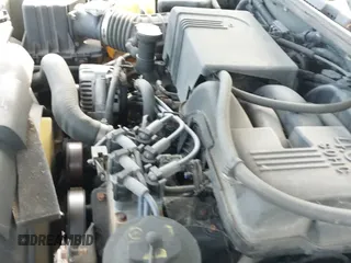 2003 Ford Explorer XLT с VIN 1FMZU73K33UA90626, выставлен на аукционе IAAI как лот 43474794 с пробегом 184 164 миль миль и . История ставок и продаж доступна на DreamBid. Изображение 12.