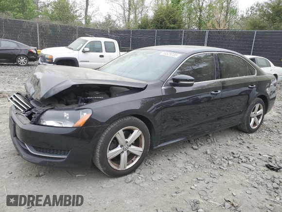 2013 Volkswagen Passat SE z VIN 1VWBP7A37DC137685, wystawiony jako Copart lot #53525235 z przebiegiem 132 971 mil mil oraz Szkoda całkowita • Salvage title. Historia ofert i sprzedaży dostępna na DreamBid. Obrazek 1.