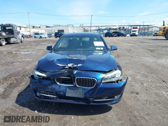 2012 BMW 5 Series 535i xDrive with VIN WBAFU7C57CDU57364, listed as a IAAI auction lot 41972047 with 150,000 mi miles. Bid and sale history available at carsss.com. Image 12.