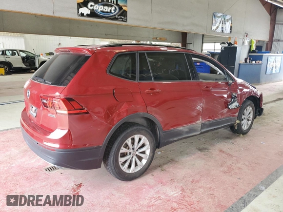 2019 Volkswagen Tiguan S with VIN 3VV0B7AX7KM135573, listed as a Copart auction lot 60122025 with 32,089 mi miles and Salvage title. Bid and sale history available at DreamBid. Image 3.