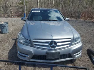 2012 Mercedes-Benz C 300 Sport with VIN WDDGF8BB8CA615829, listed as a Copart auction lot 53259485 with 152,712 mi miles and Clean Title. Bid and sale history available at DreamBid. Image 5.