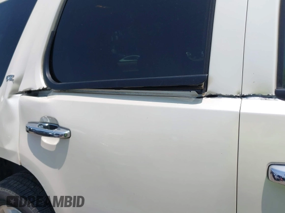 2008 Chevrolet Tahoe LTZ с VIN 1GNFC13J38R248270, выставлен на аукционе IAAI как лот 42403526 с пробегом 216 031 миль миль и . История ставок и продаж доступна на DreamBid. Изображение 13.