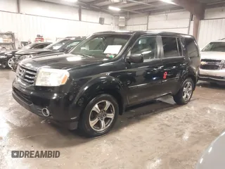 2012 Honda Pilot EX-L with VIN 5FNYF4H6XCB062545, listed as a IAAI auction lot 41226106 with 217,697 mi miles. Bid and sale history available at carsss.com. Image 2.