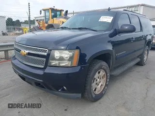 2007 Chevrolet Suburban LT с VIN 1GNFK16397J189254, выставлен на аукционе IAAI как лот 42508262 с пробегом 228 459 миль миль и . История ставок и продаж доступна на DreamBid. Изображение 6.