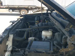 2018 GMC Sierra 1500 SLT z VIN 3GTP1NEC9JG297875, wystawiony jako IAAI lot #43075252 z przebiegiem 111 357 mil mil oraz . Historia ofert i sprzedaży dostępna na DreamBid. Obrazek 23.