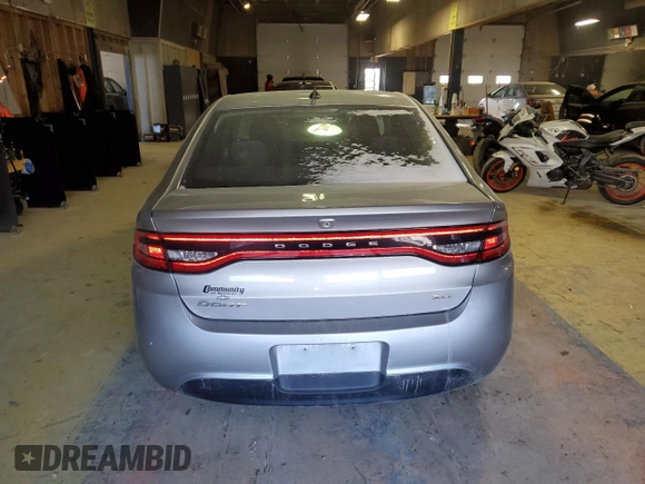 2015 Dodge Dart SXT z VIN 1C3CDFBB7FD236833, wystawiony jako Copart lot #88419245 z przebiegiem 147 843 mil mil oraz Nie do naprawy • Non repairable. Historia ofert i sprzedaży dostępna na DreamBid. Obrazek 6.