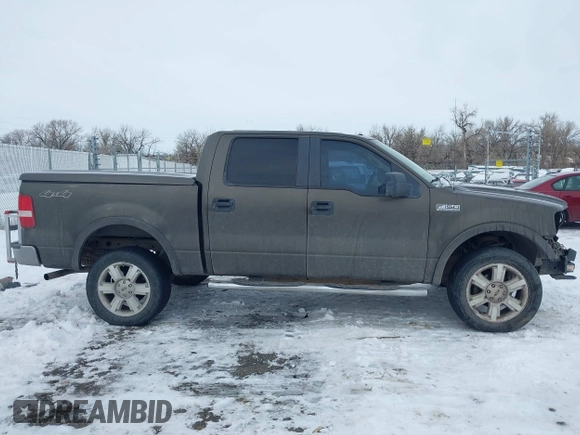 2008 Ford F-150 XLT z VIN 1FTPW14V18FB71129, wystawiony jako IAAI lot #41252246 z przebiegiem 282 129 mil mil oraz . Historia ofert i sprzedaży dostępna na DreamBid. Obrazek 14.