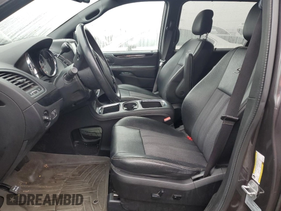 2015 Chrysler Town & Country S with VIN 2C4RC1HG3FR727640, listed as a Copart auction lot 86557734 with Not Provided miles and Salvage Title. Bid and sale history available at DreamBid. Image 7.