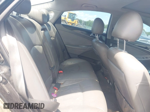 2013 Hyundai Sonata Limited with VIN 5NPEC4AB1DH636469, listed as a IAAI auction lot 42183823 with 186,219 mi miles and . Bid and sale history available at DreamBid. Image 8.