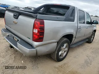 2010 Chevrolet Avalanche LT with VIN 3GNNCFE0XAG270978, listed as a Copart auction lot 75644504 with 136,970 mi miles and Salvage Title. Bid and sale history available at carsss.com. Image 3.