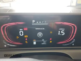 2025 Kia Seltos S z VIN KNDEUCAA7S7684266, wystawiony jako Copart lot #55815285 z przebiegiem 6869 mil mil oraz Szkody całkowita. Historia ofert i sprzedaży dostępna na DreamBid. Obrazek 9.