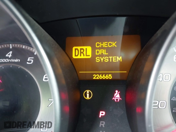 2013 Acura MDX Tech Pkg with VIN 2HNYD2H37DH514702, listed as a IAAI auction lot 41897951 with 226,665 mi miles. Bid and sale history available at carsss.com. Image 7.