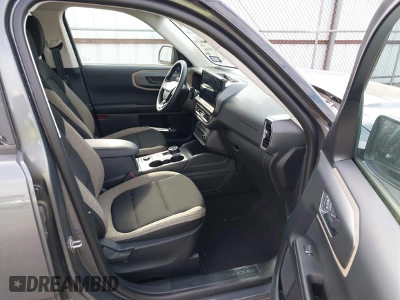 2025 Ford Bronco Sport Big Bend with VIN 3FMCR9BN0SRE29539, listed as a IAAI auction lot 42521680 with 8,402 mi miles and . Bid and sale history available at DreamBid. Image 5.