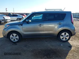 2014 Kia Soul with VIN KNDJN2A22E7059843, listed as a IAAI auction lot 41601093 with 61,396 mi miles. Bid and sale history available at carsss.com. Image 14.