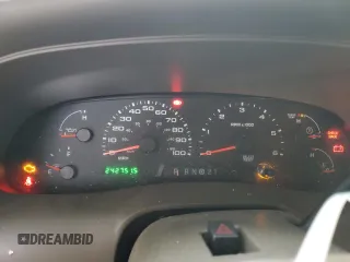 2003 Ford Excursion z VIN 1FMNU44S03ED68257, wystawiony jako Copart lot #88008655 z przebiegiem 242 751 mil mil oraz Czysty tytuł • Clean title. Historia ofert i sprzedaży dostępna na DreamBid. Obrazek 9.