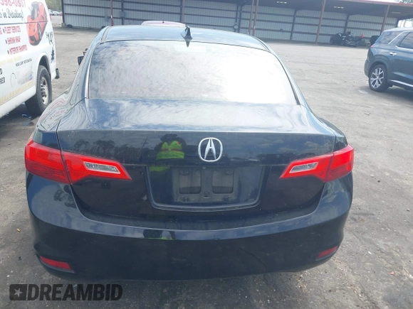 2014 Acura ILX Premium Pkg with VIN 19VDE1F51EE006568, listed as a IAAI auction lot 41791025 with 118,803 mi miles. Bid and sale history available at carsss.com. Image 16.