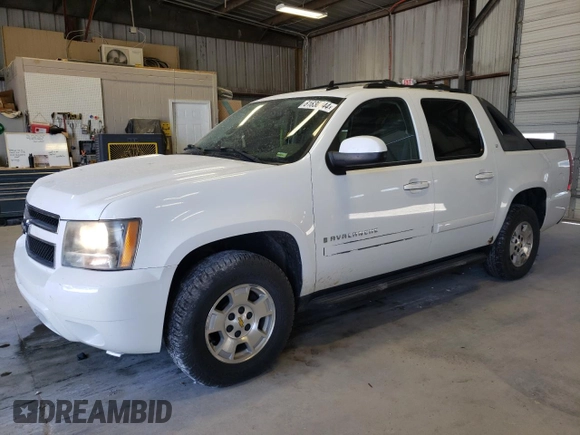 2008 Chevrolet Avalanche LTZ with VIN 3GNFK12308G169094, listed as a Copart auction lot 61630444 with 242,434 mi miles and Salvage Title. Bid and sale history available at carsss.com. Image 1.