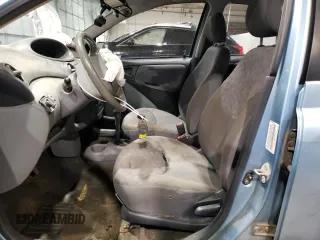 2001 Toyota ECHO z VIN JTDBT123310126769, wystawiony jako Copart lot #68253634 z przebiegiem 274 962 mil mil oraz Szkoda całkowita • Salvage title. Historia ofert i sprzedaży dostępna na DreamBid. Obrazek 7.