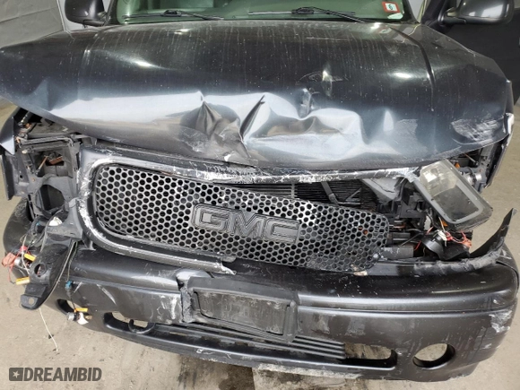2004 GMC Yukon Denali with VIN 1GKEK63U34J326848, listed as a Copart auction lot 49014285 with 225,388 mi miles and Salvage Title. Bid and sale history available at carsss.com. Image 13.