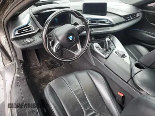 2015 BMW i8 z VIN WBY2Z2C54FV392430, wystawiony jako Copart lot #78757944 z przebiegiem Nie podano mil oraz Nie do naprawy • Non repairable. Historia ofert i sprzedaży dostępna na DreamBid. Obrazek 8.