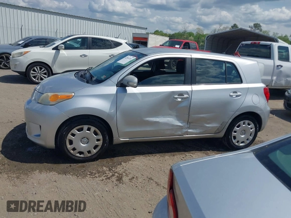 2009 Scion xD with VIN JTKKU10429J040487, listed as a IAAI auction lot 42091101 with 155,912 mi miles and . Bid and sale history available at DreamBid. Image 14.