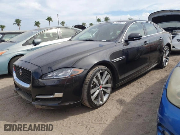 2017 Jaguar XJ with VIN SAJWA1C70H8W08833, listed as a Copart auction lot 76205434 with 0 mi miles and Non Repairable. Bid and sale history available at carsss.com. Image 1.