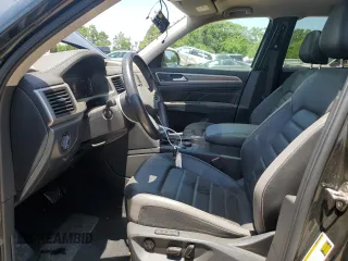 2021 Volkswagen Atlas SEL Premium с VIN 1V2TR2CA7MC514918, выставлен на аукционе Copart как лот 56557645 с пробегом 34 148 миль миль и Списание • Salvage title. История ставок и продаж доступна на DreamBid. Изображение 7.