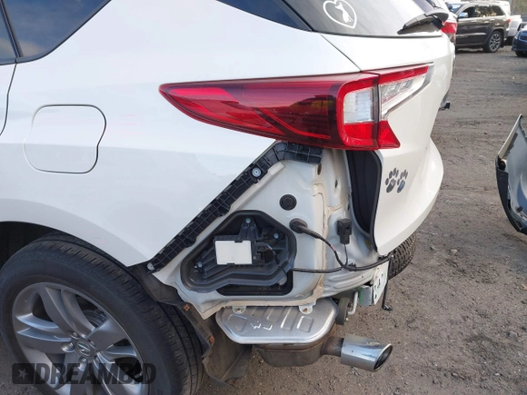 2019 Acura RDX w/Advance Pkg with VIN 5J8TC2H77KL002039, listed as a IAAI auction lot 41275764 with 45,129 mi miles. Bid and sale history available at carsss.com. Image 18.
