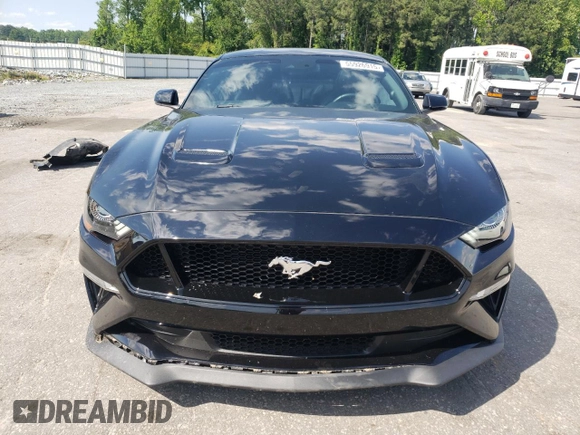 2018 Ford Mustang GT z VIN 1FA6P8CF5J5135182, wystawiony jako Copart lot #55926915 z przebiegiem 18 469 mil mil oraz Szkoda całkowita • Salvage title. Historia ofert i sprzedaży dostępna na DreamBid. Obrazek 5.