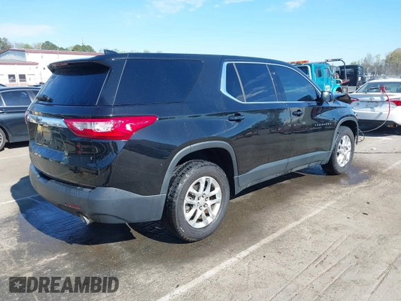 2020 Chevrolet Traverse LS with VIN 1GNERFKW7LJ207118, listed as a IAAI auction lot 41883048 with 87,506 mi miles. Bid and sale history available at carsss.com. Image 4.