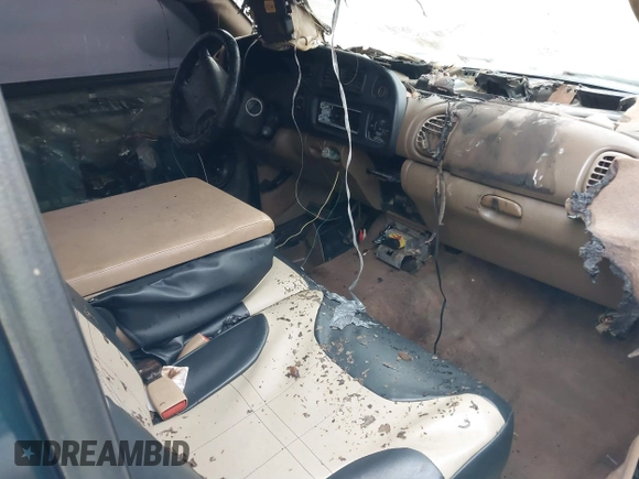 1998 Dodge 1500 z VIN 1B7HC16Z4WS573745, wystawiony jako IAAI lot #41480492 z przebiegiem Nie podano mil oraz . Historia ofert i sprzedaży dostępna na DreamBid. Obrazek 5.