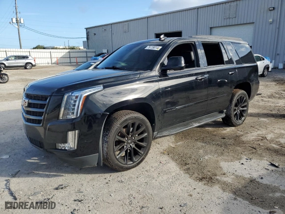 2019 Cadillac Escalade Luxury with VIN 1GYS3BKJ3KR135502, listed as a Copart auction lot 79739014 with 0 mi miles and Non Repairable. Bid and sale history available at carsss.com. Image 1.