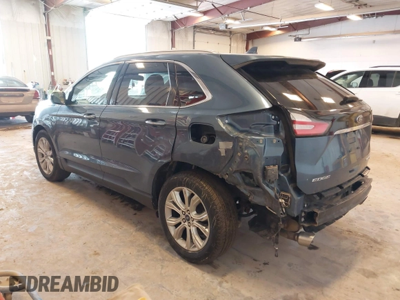 2019 Ford Edge Titanium with VIN 2FMPK4K99KBB95489, listed as a IAAI auction lot 41660757 with 60,286 mi miles. Bid and sale history available at carsss.com. Image 3.