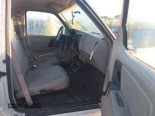 2000 Ford Ranger XL with VIN 1FTYR10VXYTA44706, listed as a IAAI auction lot 41783769 with 176,375 mi miles. Bid and sale history available at carsss.com. Image 5.