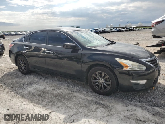 2015 Nissan Altima 2.5 with VIN 1N4AL3AP2FN353530, listed as a Copart auction lot 56054095 with 298,242 mi miles and Salvage title. Bid and sale history available at DreamBid. Image 4.