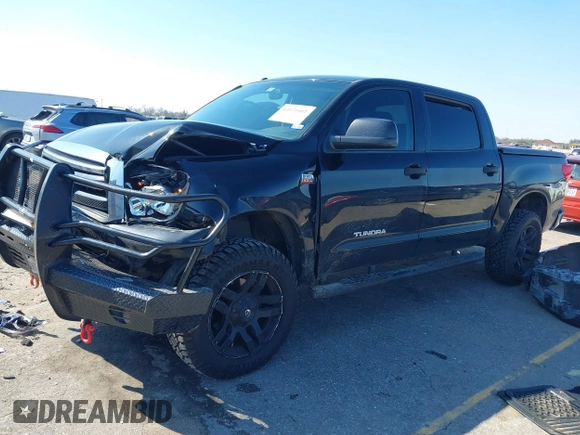 2013 Toyota Tundra 4WD Truck with VIN 5TFDW5F12DX309382, listed as a IAAI auction lot 41631661 with 158,821 mi miles. Bid and sale history available at carsss.com. Image 18.