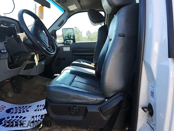 2016 Ford F-250 XL with VIN 1FTBF2A63GEB76236, listed as a IAAI auction lot 42294612 with 193,149 mi miles and . Bid and sale history available at DreamBid. Image 1.